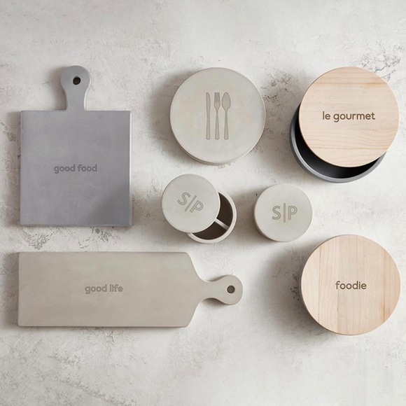 Cement Salt & Pepper Seasoning Jar Material: New - Picture 3 of 3